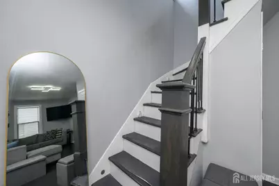 708 E Grand Avenue E, Rahway, NJ 07065 - Photo 16
