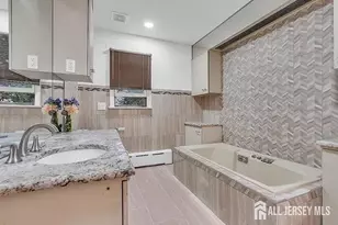 585 Noe Ave, Woodbridge Township, NJ 07095 - Photo 12