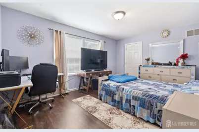 1738 W 3rd Street W, Piscataway Township, NJ 08854 - Photo 12