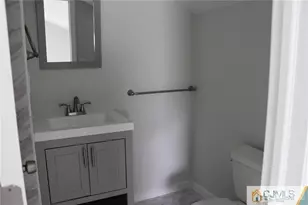 65 Washington Ave, Iselin, NJ 08830 - Photo 6