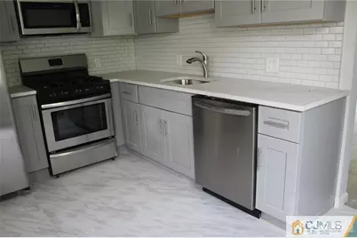 65 Washington Avenue, Iselin, NJ 08830 - Photo 8