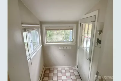 268 Sloan Avenue, Trenton, NJ 08619 - Photo 8