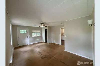 268 Sloan Avenue, Trenton, NJ 08619 - Photo 20