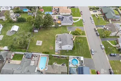 776 Harrell Avenue, Woodbridge Township, NJ 07095 - Photo 40