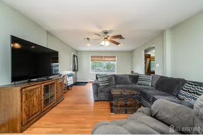 776 Harrell Avenue, Woodbridge Township, NJ 07095 - Photo 12