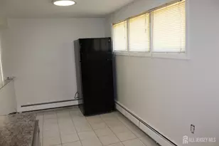 78 Washington Ave, Iselin, NJ 08830 - Photo 8