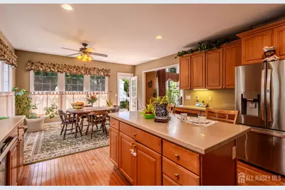 18 Hartlander Street, East Brunswick Township, NJ 08816 - Photo 14