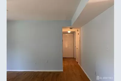 1105 N Oaks Boulevard, North Brunswick Township, NJ 08902 - Photo 14