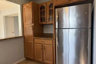 1105 N Oaks Blvd, North Brunswick Township, NJ 08902 - Photo 6