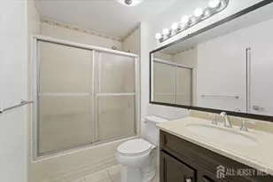 543 Manchester Ct, Piscataway Township, NJ 08854 - Photo 24