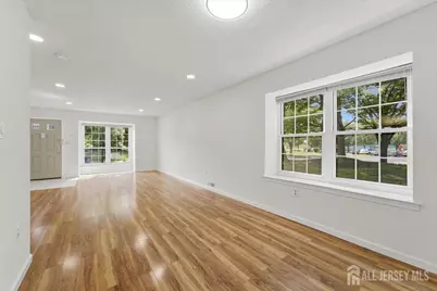 543 Manchester Court, Piscataway Township, NJ 08854 - Photo 10