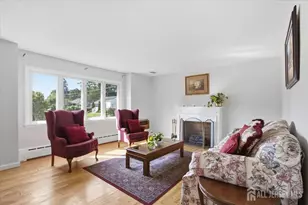 36 Oakland Ave, Franklin Township, NJ 08873 - Photo 4