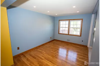4 Cheltenham Place, Sayreville, NJ 08872 - Photo 8