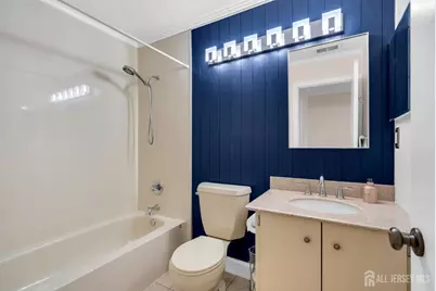 39 Pennsylvania Way, North Brunswick Township, NJ 08902 - Photo 16