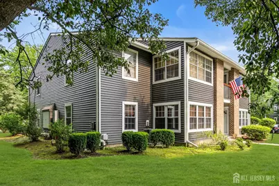 39 Pennsylvania Way, North Brunswick Township, NJ 08902 - Photo 2