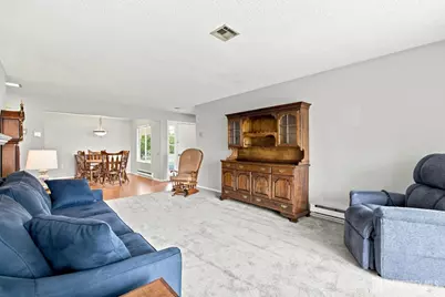 392-B Hystrix Plaza, Monroe Township, NJ 08831 - Photo 8