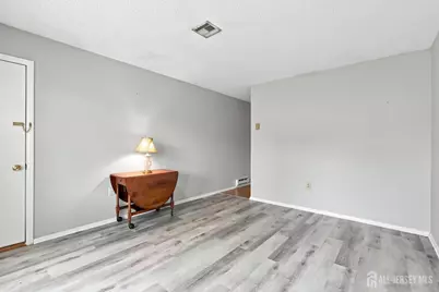 392-B Hystrix Plaza, Monroe Township, NJ 08831 - Photo 22