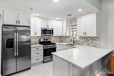 53 Winthrop Road #G, Monroe Township, NJ 08831 - Photo 2
