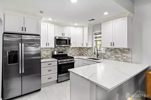 53 Winthrop Rd, Monroe Township, NJ 08831 - Photo 2