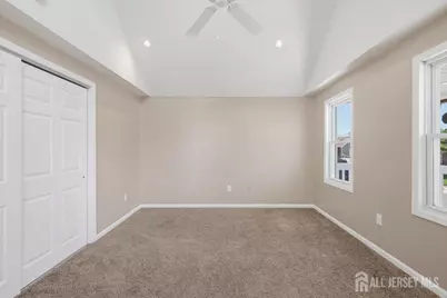 211 S 8th Avenue, Manville, NJ 08835 - Photo 18