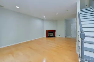 34 Forest Dr, Piscataway Township, NJ 08844 - Photo 4