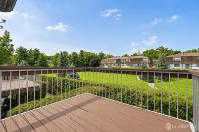 3003 N Oaks Boulevard N, North Brunswick Township, NJ 08902 - Photo 8