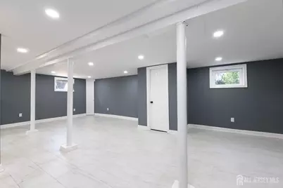 18 Cypress Street, Carteret, NJ 07008 - Photo 30