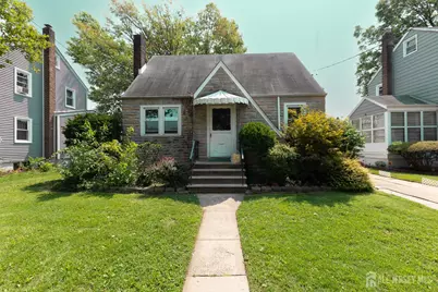18 Cypress Street, Carteret, NJ 07008 - Photo 2
