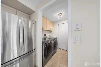 940 E Lincoln Avenue, Piscataway Township, NJ 08854 - Photo 14