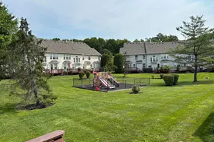 107 Amy Dr, North Brunswick Township, NJ 08902 - Photo 22