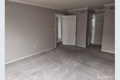 468 Great Beds Court, Perth Amboy, NJ 08861 - Photo 4