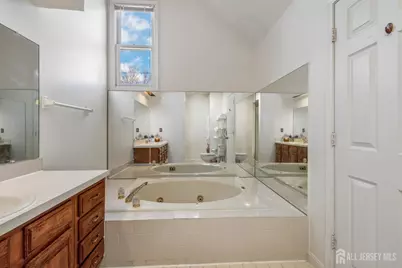 118 Magee Court, East Brunswick Township, NJ 08816 - Photo 12