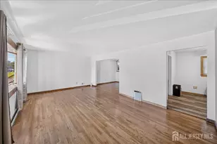 204 Marlin Dr, Fords, NJ 08863 - Photo 4