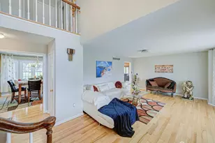 32 Silvers Ln, Plainsboro Township, NJ 08536 - Photo 4
