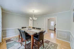 32 Silvers Ln, Plainsboro Township, NJ 08536 - Photo 6