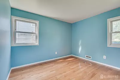 530 Wood Avenue, Iselin, NJ 08830 - Photo 18