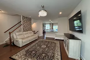 1002 Hights Farm Rd, Monroe Township, NJ 08831 - Photo 10
