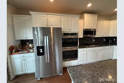 1002 Hights Farm Road, Monroe Township, NJ 08831 - Photo 22