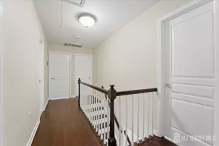 6 King Arthurs Ct, Edison, NJ 08820 - Photo 20