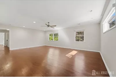 6 King Arthurs Court, Edison, NJ 08820 - Photo 24