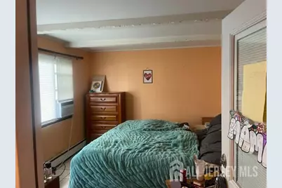 84 E Laurel Street E, Port Reading, NJ 07064 - Photo 12