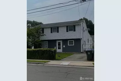 84 E Laurel Street E, Port Reading, NJ 07064 - Photo 2