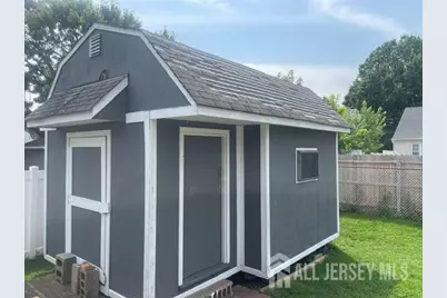 84 E Laurel Street E, Port Reading, NJ 07064 - Photo 14