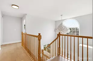 33 Melbloum Ln, Edison, NJ 08837 - Photo 12