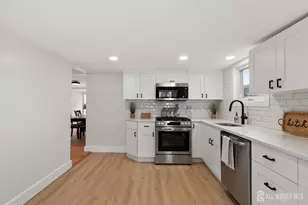 180 Cutter Ave, Fords, NJ 08863 - Photo 12