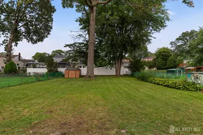 180 Cutter Avenue, Fords, NJ 08863 - Photo 28