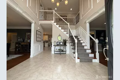 27 Mitchell Drive, Monroe Township, NJ 08831 - Photo 2