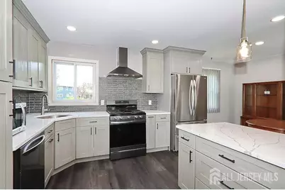 3328 Beverly Road, South Plainfield, NJ 07080 - Photo 4