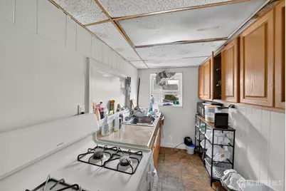 137 Livingston Avenue, New Brunswick, NJ 08901 - Photo 26