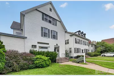 137 Livingston Avenue, New Brunswick, NJ 08901 - Photo 2